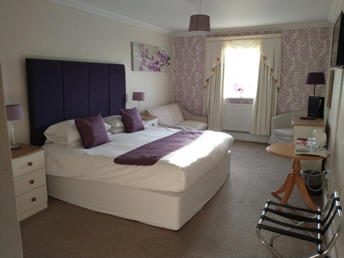 Llanina Arms 호텔 Llanarth  외부 사진